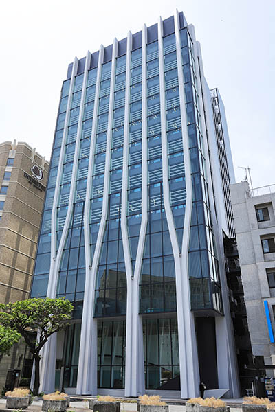 （仮称）沖縄セルラー旭橋駅前ビル 新築工事の電気設備工事